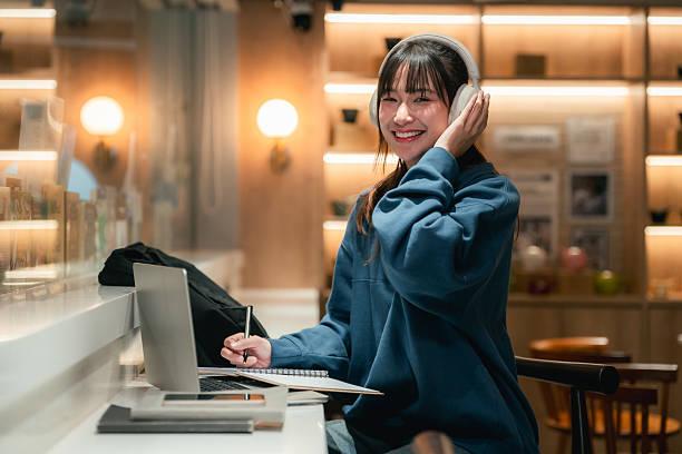 What Factors Influence the Cost of Private Tutoring in California?