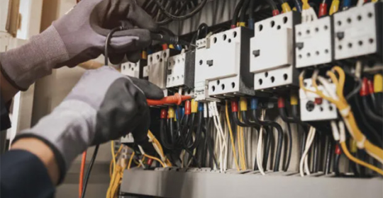 What Makes a Control Transformer Essential in Industrial Applications?