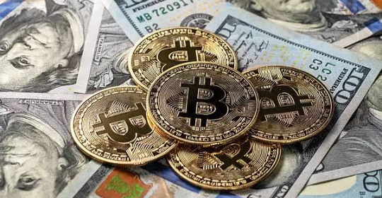 How Crypto Payment Solutions Are Transforming HR and Global Recruitment Operations
